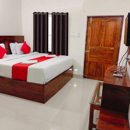 Hotel Sea Gold Puri Exterior foto