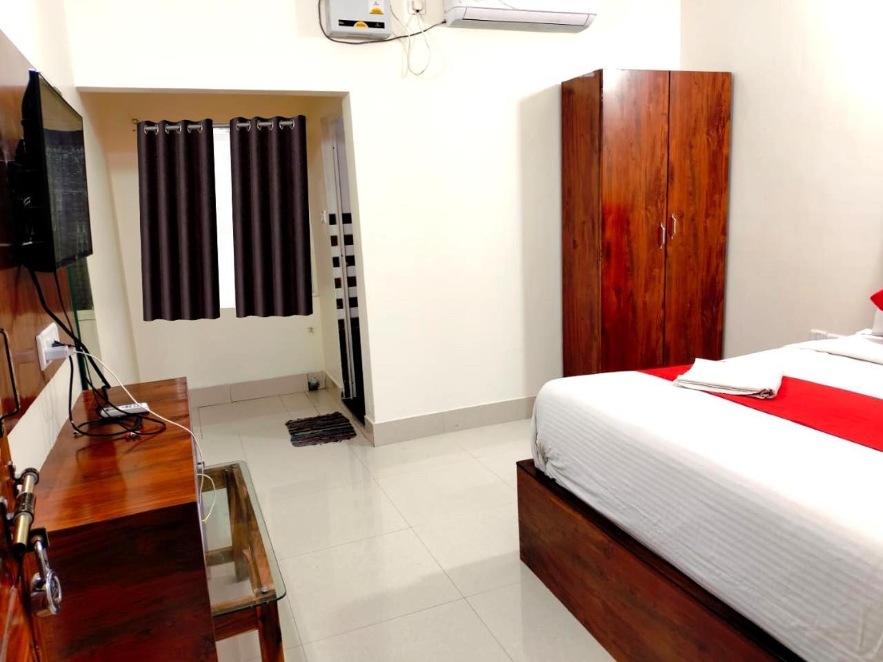 Hotel Sea Gold Puri Exterior foto